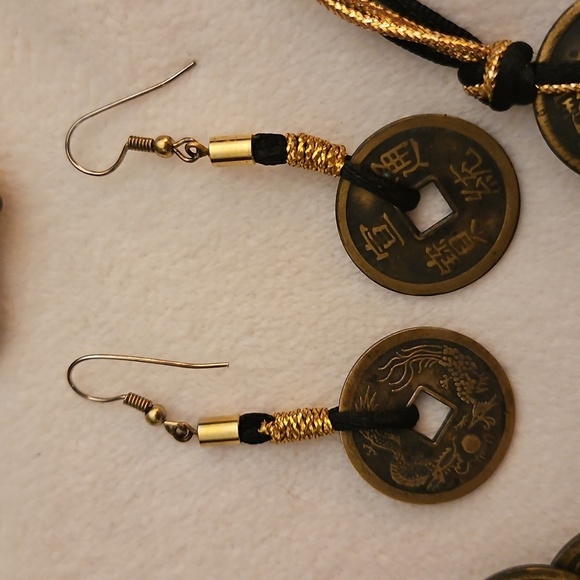 Vintage Chinese Coin Medallion Rope Necklace Earrings Set - Picture 3 of 6